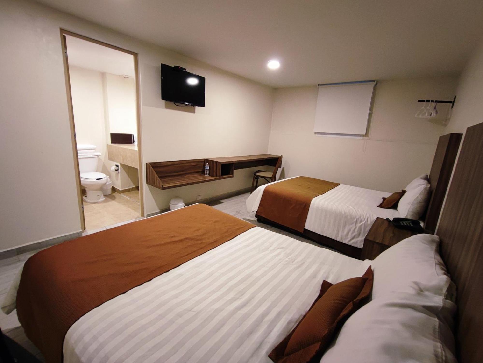 Hotel Plaza Morelos Toluca Exteriör bild